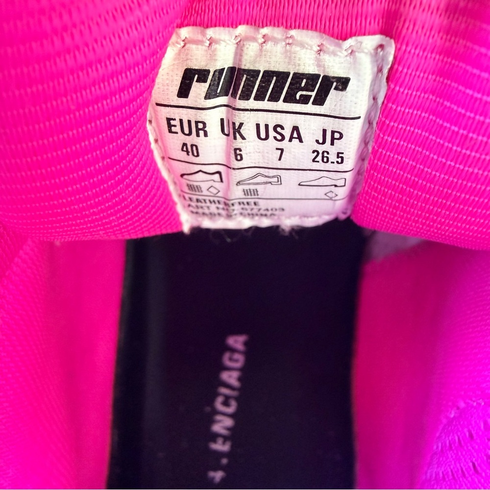 Balenciaga Pink Runner Sneakers Woman fit US size 10 - Picture 3 of 8